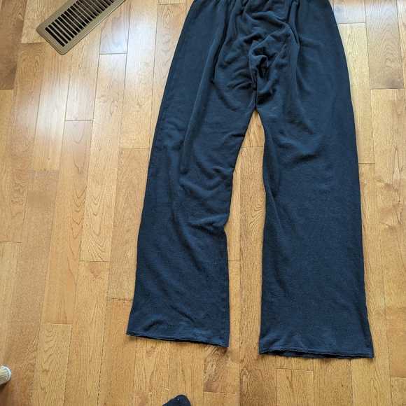 3/$30.  Victoria Secret casual Pants - Picture 2 of 5
